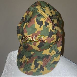 Men’s Camel Camo SnapBack adjustable